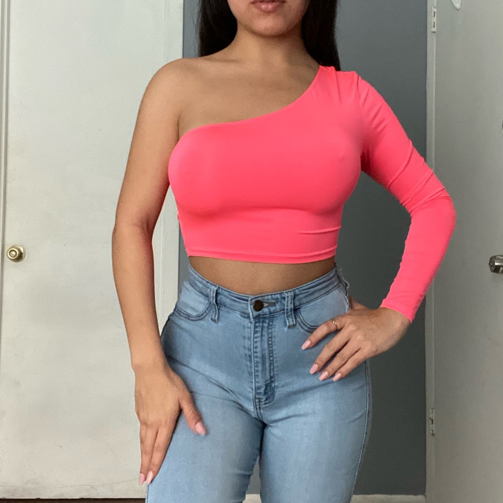 One-Shoulder Crop Top